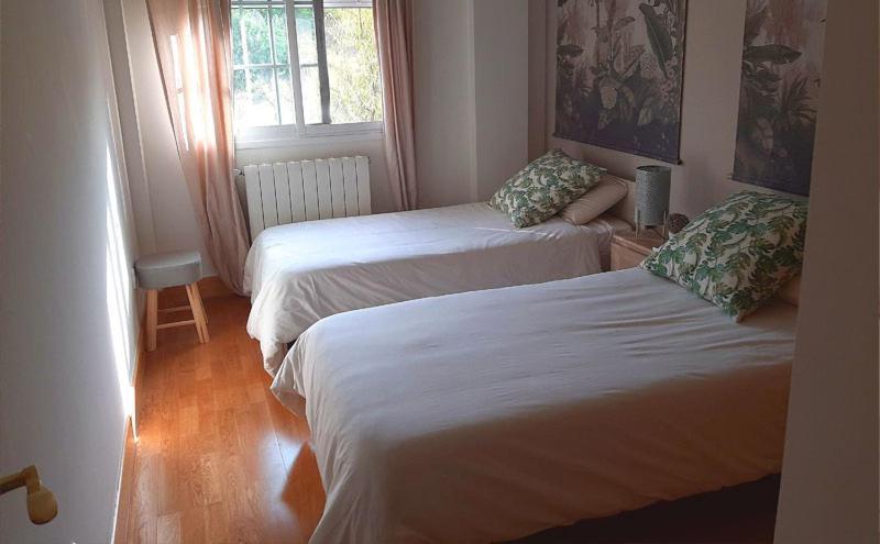 Lia Y El Pinar Guest House Olias del Rey ภายนอก รูปภาพ